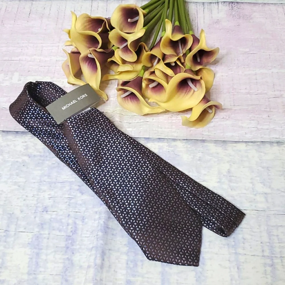 NWT Michael Kors Diamond Print Silk Necktie